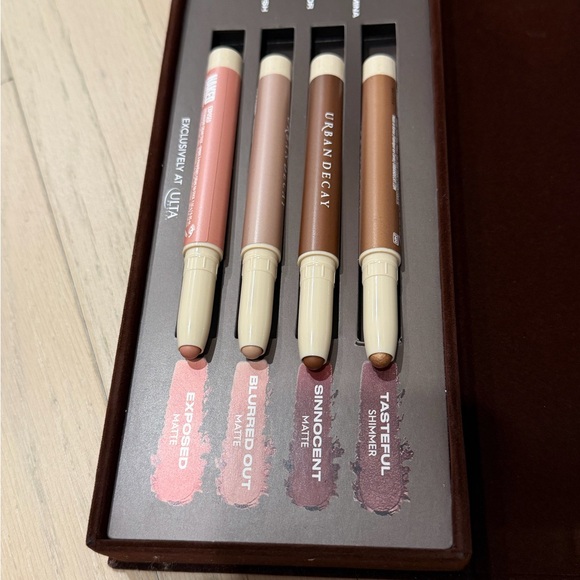 Urban Decay Naked Eyeshadow Palette - Multi-Color - Picture 3 of 4